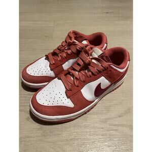 NIKE DUNK LOW VALENTINES DAY SIZE 5 WOMENS FQ7056-100